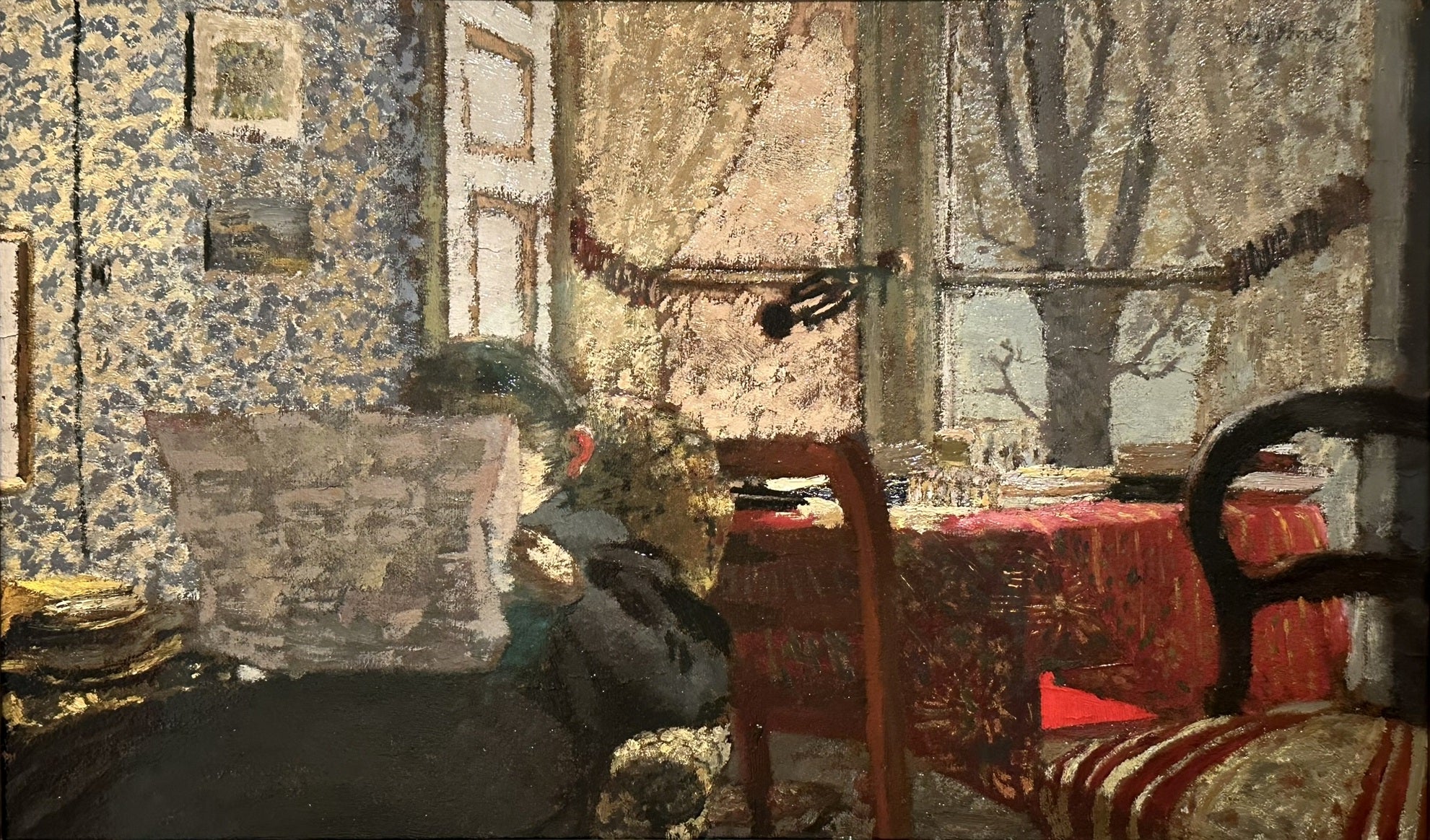 Madame Vuillard lisant le journal - Édouard Vuillard