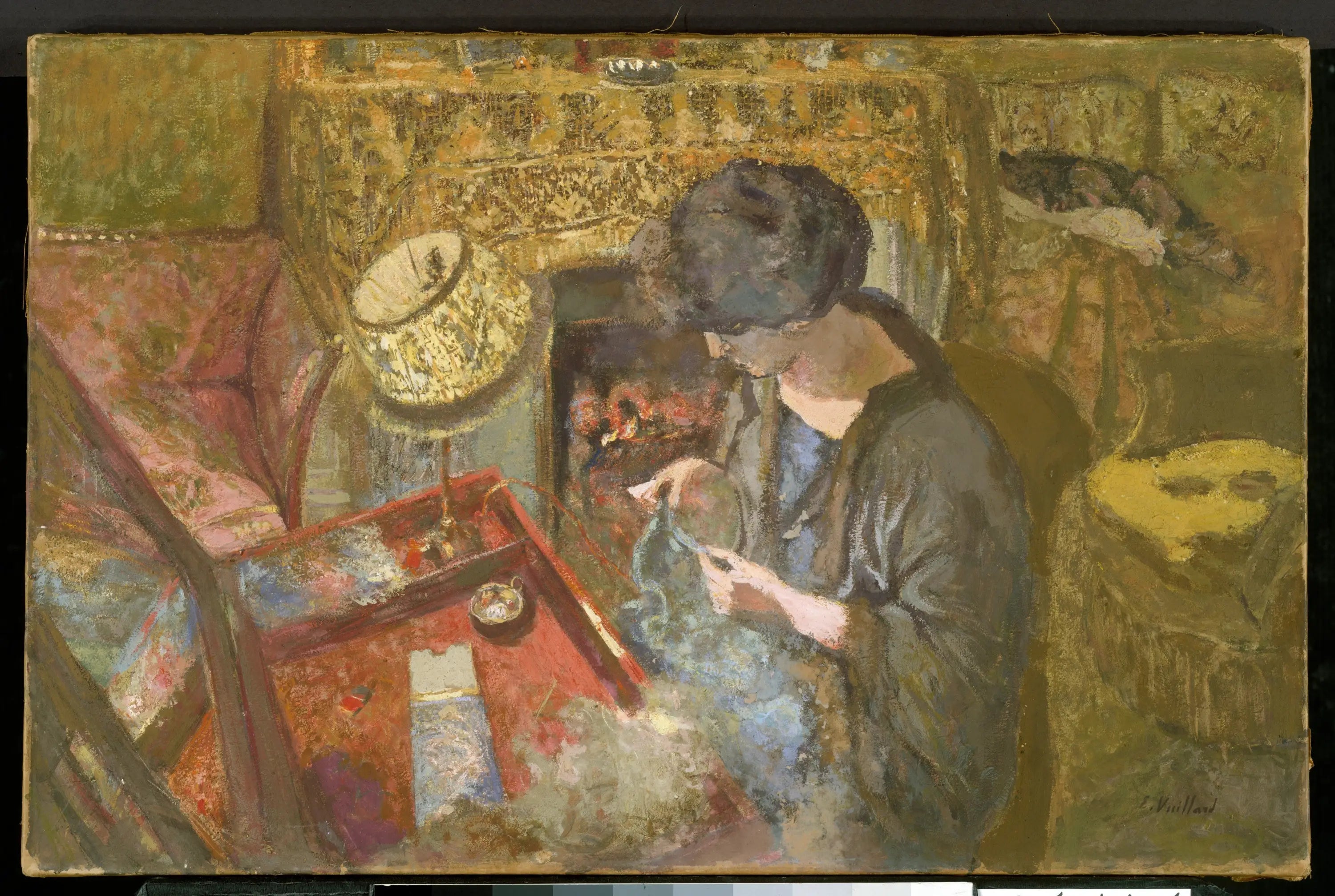 Le Petit Salon: Mme Hessel à sa table à coudre - Édouard Vuillard - Alpha Reproduction