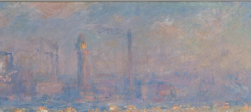 Détail de la rive industrielle et des cheminées derrière Waterloo Bridge